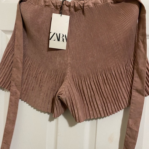 Pink Short - Picture 6 of 6